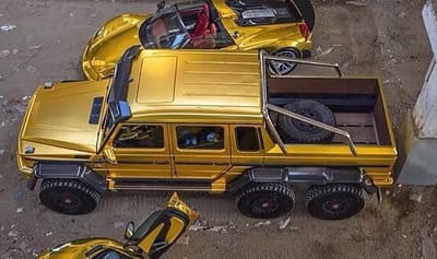 saudi-billionaire-fleet-gold-supercars-london