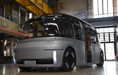 autonomous-vehicle-self-driving-electric-shuttle