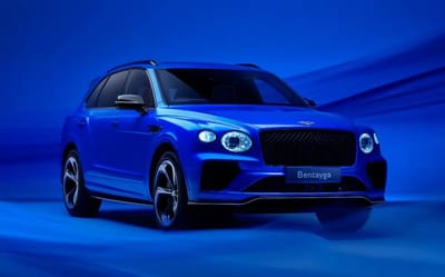 Bentley unveils a new Bentayga with a one-off paint option crafted by a designer