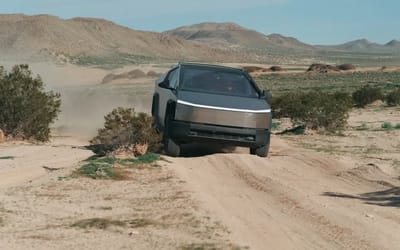 californian-tesla-cybertruck-owner-praises-ev-on-owners-forum