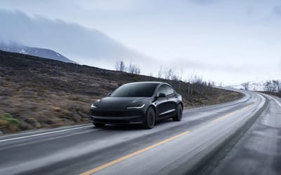 man-discovers-hack-to-recharge-tesla-model-3-without-stopping-to-charge