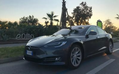 Early footage of Tesla’s FSD shows how far it’s come in less than a decade