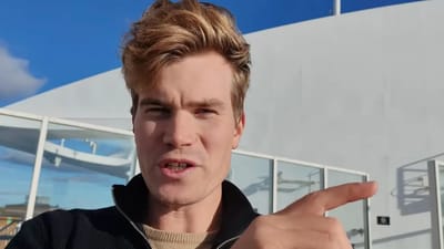 solar-powered-yacht-diy-catamaran-build