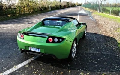 First-ever Tesla was a reworked Lotus Elise with 6,800 batteries