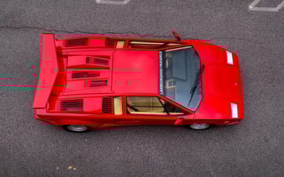 Incredibly rare 1989 Lamborghini Countach 25th Anniversary is going up for auction and it has some visceral details