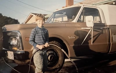 Son flies across America to buy back his dad’s long-lost 1969 GMC truck and restore it