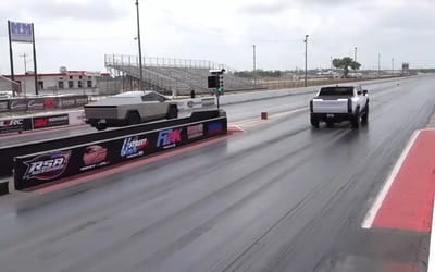 These Americans got hold of a Tesla Cybertruck and put it up against a Hummer EV to see which one would reign supreme in a drag race