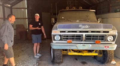 Ohio guys open barn doors to reveal a rare Ford F-250 hidden for 18 years – it finally sees daylight