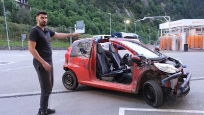 Man keeps removing parts from his car to see how many it'll take for the police to get him to stop