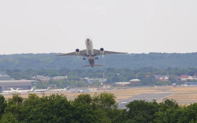 Airbus A350 pilot has to do incredibly steep take-off to avoid trees at the end of runway