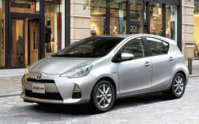 Jamaican man had his Toyota Aqua Hybrid stolen but confronted the thief and used Bluetooth to have him arrested