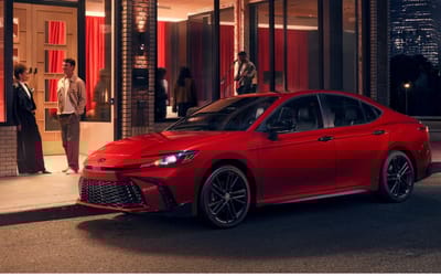 best-selling-toyota-sedan-camry-sold-almost-six-times-more-than-both-prius-twins-combined
