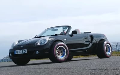 men-put-f1-tires-on-road-car-make-it-faster