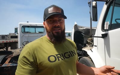 us-youtuber-heavydsparks-used-trucks-auction-800-percent-prodit