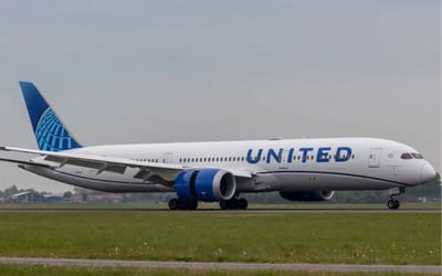 United plane turns back mid-flight after pilot realizes he forgot his passport