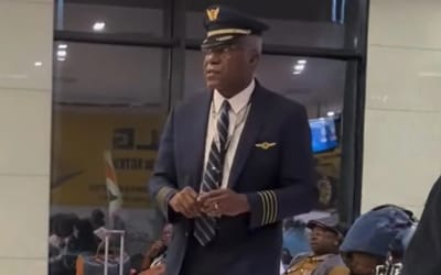 Retired F-16 pilot turned United captain surprises passengers with unexpected pre-flight speech