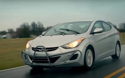 Medical courier put over 1 million miles on Elantra in just five years, Hyundai verified it and sent a gift