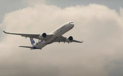 Airbus A350 defied expectations at the 2025 Paris Air Show with maneuvers that seemed impossible