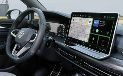 Blindfolded expert sits in different cars to see if paying extra for premium car stereo upgrades is actually worth it