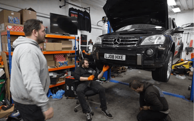 Men buy a damaged 2008 Mercedes ML63 AMG V8 and manage to fix it for under $40