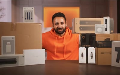 Man buys the wildest Xiaomi gadgets to test them out and can't believe what arrives