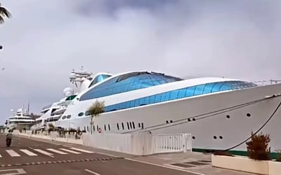 463-foot Yas superyacht looks absolutely massive docked at the port in Malaga