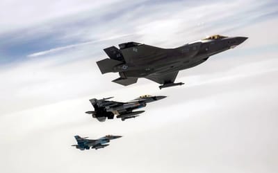 F-35 pilot explains why fighter jets can't make turns when flying at fast speeds