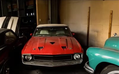 Abandoned museum is home to more than 200 classic car barn finds