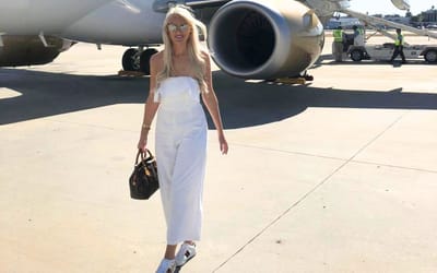 supercar-blondie-emirates-first-class-suite