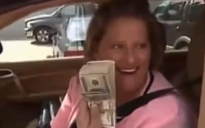 Woman paid man $800 for place in queue to buy $100k of original iPhones before realizing expensive mistake