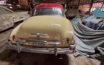 Check out this man’s unbelievable classic car collection he keeps in his Georgia barn