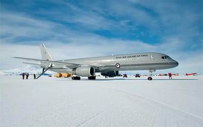 Unreal footage reveals Boeing 757 landing flawlessly in the world’s most challenging environment