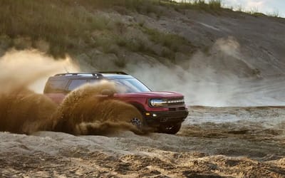 Ford Bronco vs Jeep Wrangler – which off-road SUV goes the extra mile?