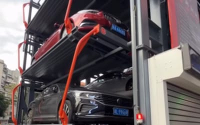 how-people-park-their-cars-in-china