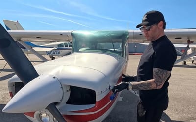 US man buys the cheapest Cessna 150L in the world and doesn't take longer than a few minutes to regret it when he inspects the plane