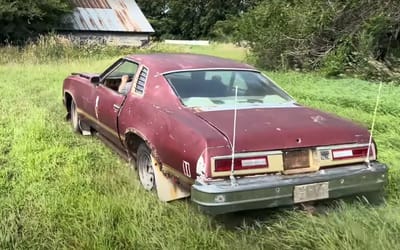 Guy bought an abandoned Chevrolet Laguna S-3 for $200 with a surprise under the hood