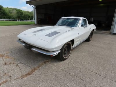 High school friends’ secret collection of 21 Corvettes from 1953 to 1991 revealed after decades