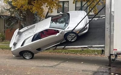 Lamborghini Diablo falling off a delivery truck will break the heart of any car fan