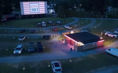 Pennsylvania couple takes out $1M loan to buy drive-in movie theater, now it earns them $550K a year