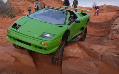 Guys who flew to Seattle to buy a fake Lamborghini put it on a new chassis to turn it into an off-roader