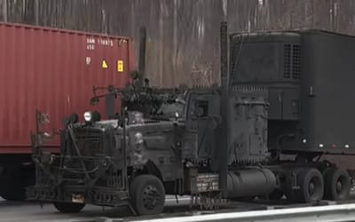Unbelievable semi truck spotted in New Jersey looks like it was built for a zombie apocalypse
