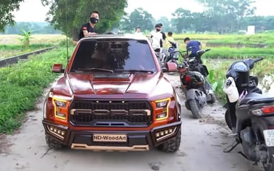 Ford F-150 Raptor made out of wood has same design features as real thing