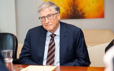 Bill Gates has the highly prestigious McDonald’s ‘Gold Card’ that grants him free food for life