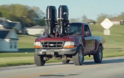 An American youtuber just gave his Ford Ranger 200hp of boat motor chaos
