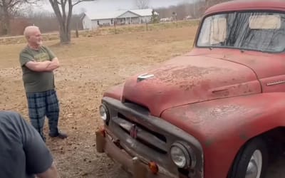 Grandpa’s emotional surprise when he sees his 1954 International pickup truck has been restored