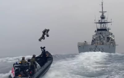 royal-marines-test-gravity-industries-iron-man-jet-packs