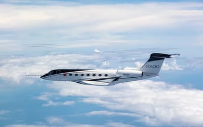 Longest-range Gulfstream G800 aircraft takes its first fully outfitted flight