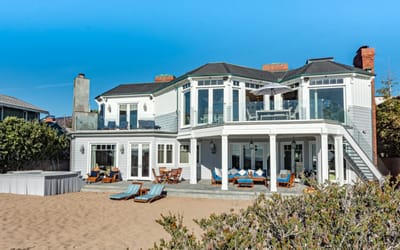 You 'get the best of both worlds' if you’ve got $21 million for Hannah Montana’s Malibu mansion