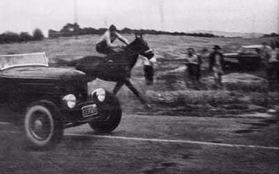 1915-newspaper-advertisement-cars-replacing-horses