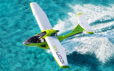 $300k plane is a flying jet ski that fits in your garage